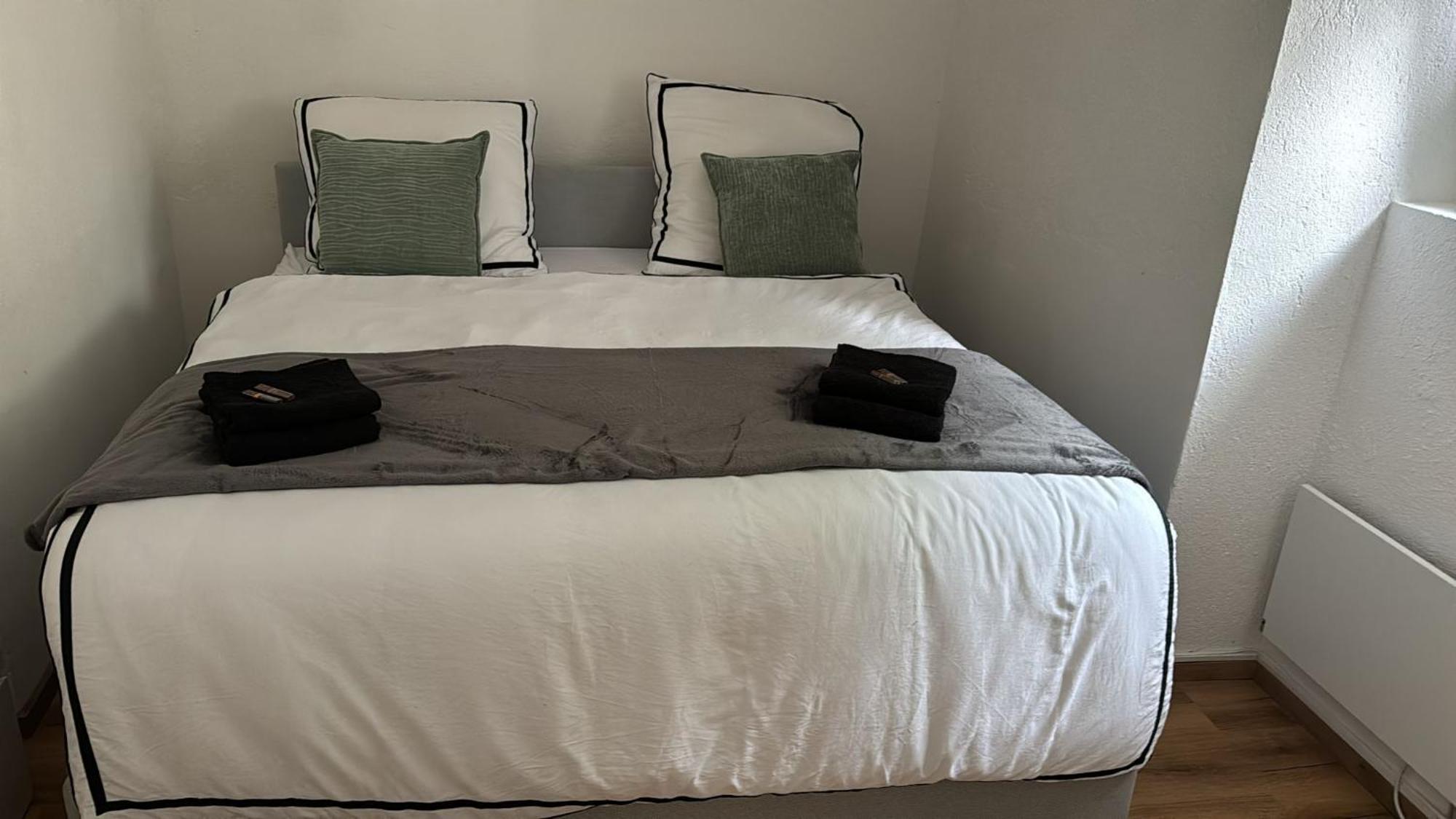 Schoene Ferienwohnung Schottwien Экстерьер фото